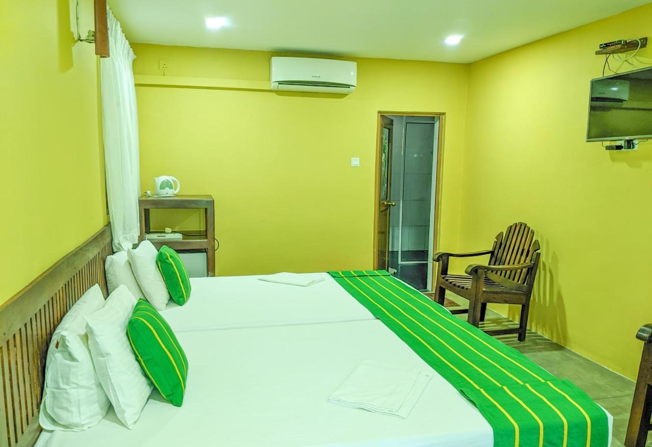 Yala Golden Wild Tissamaharama Exterior foto