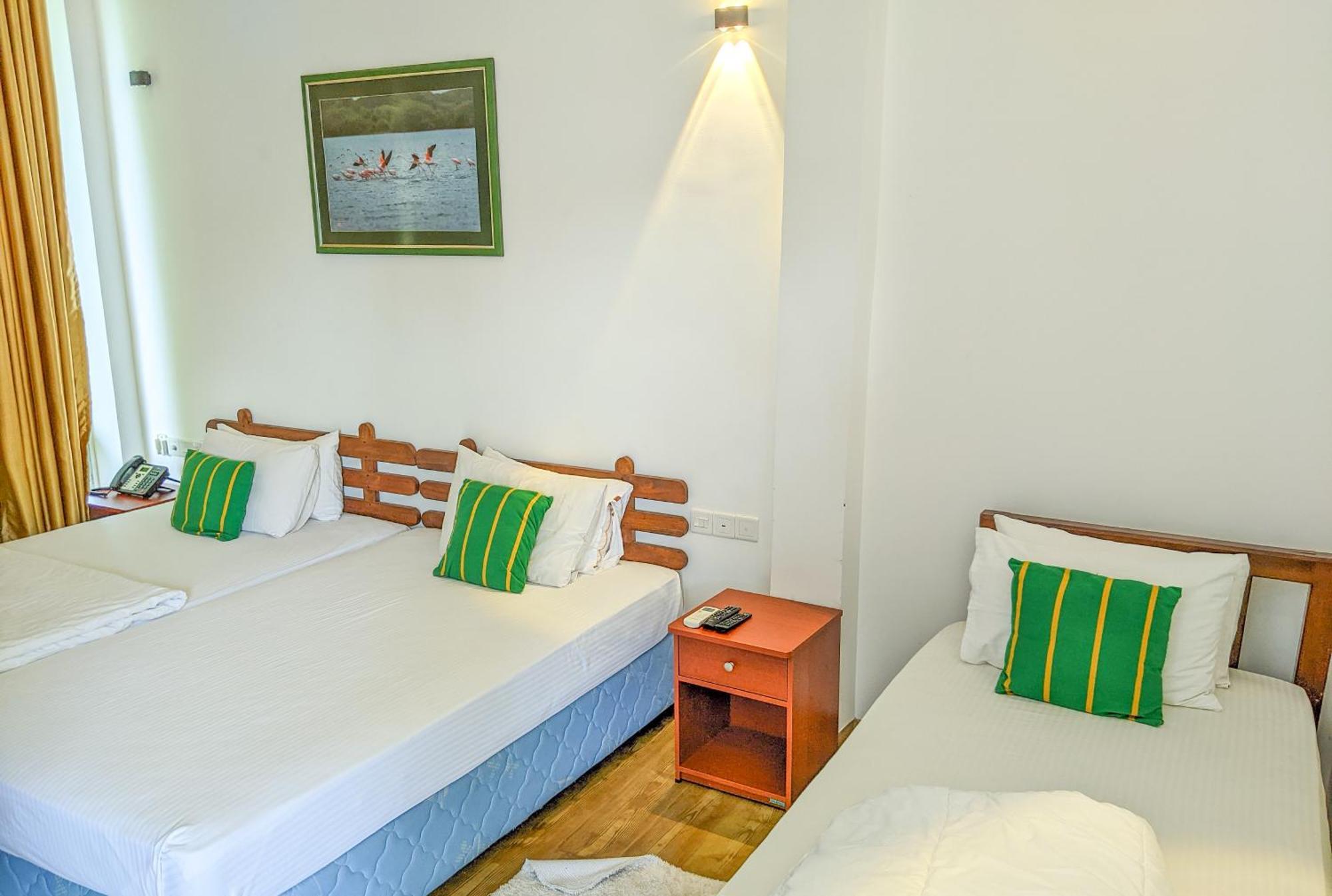 Yala Golden Wild Tissamaharama Exterior foto